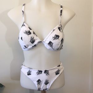New Octopus Blk & White Bikini SZ Large